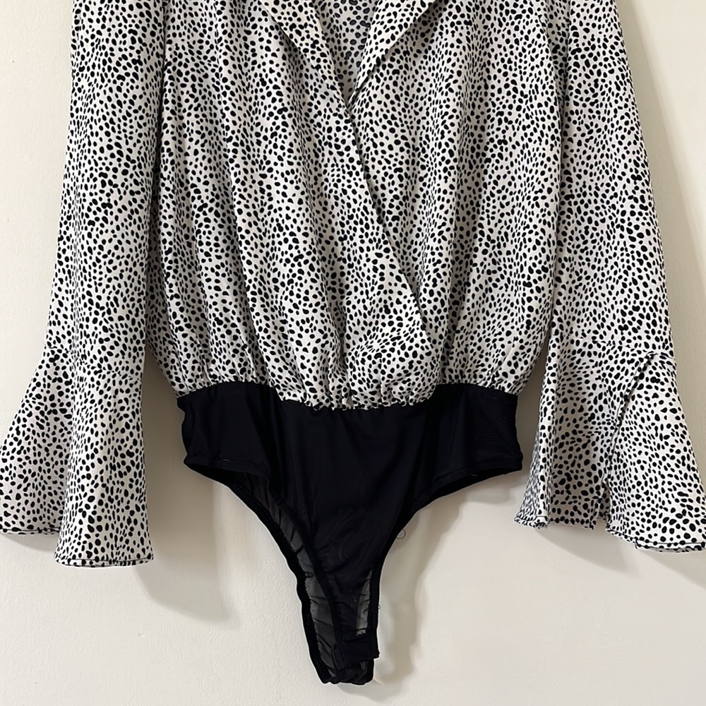 Lulus Always Lovely Ivory And Black Print Long Sleeve Bodysuit Size Small - Picture 5 of 14